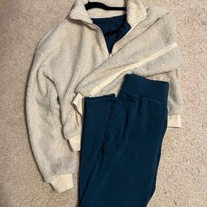 Fabletics 2 piece set